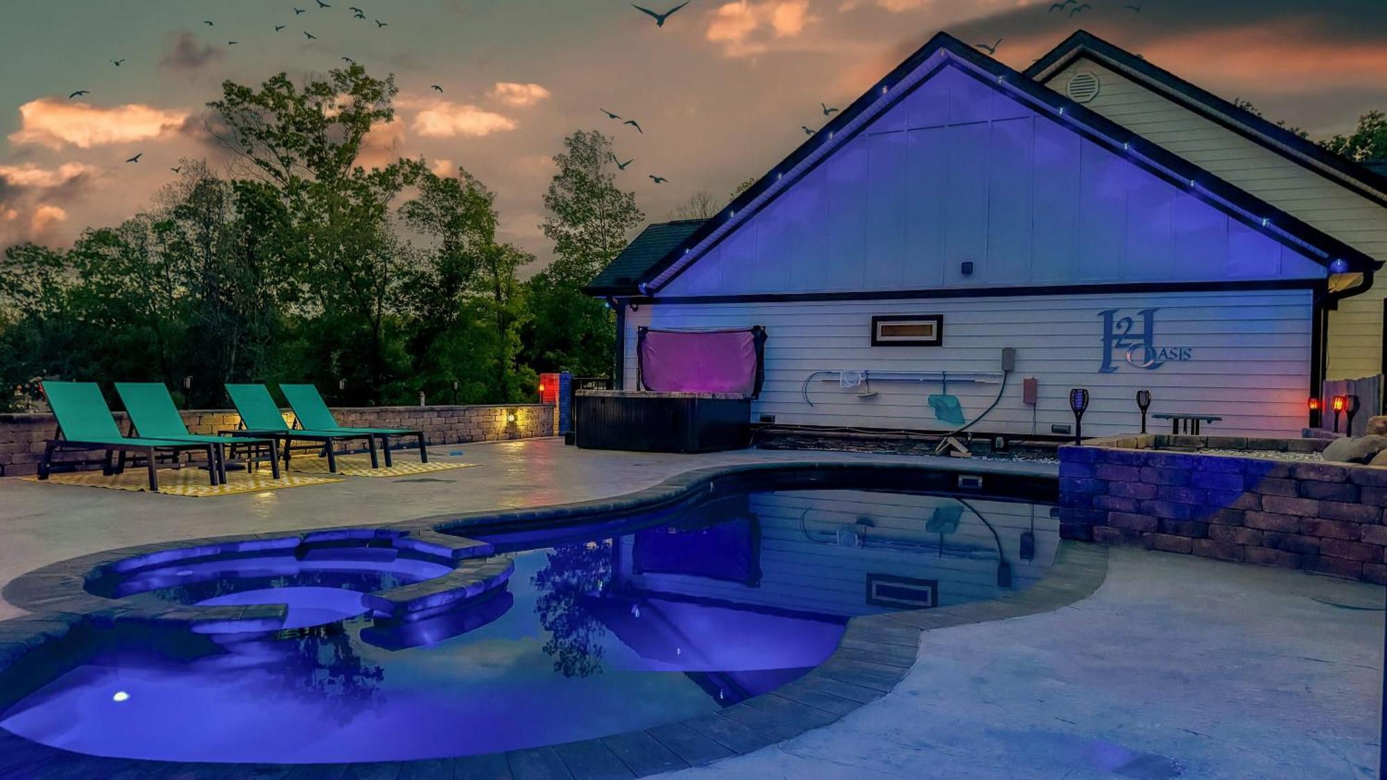 Villa H2Oasis Incredible Pool Retreat With Mountains Views! Sevierville Esterno foto